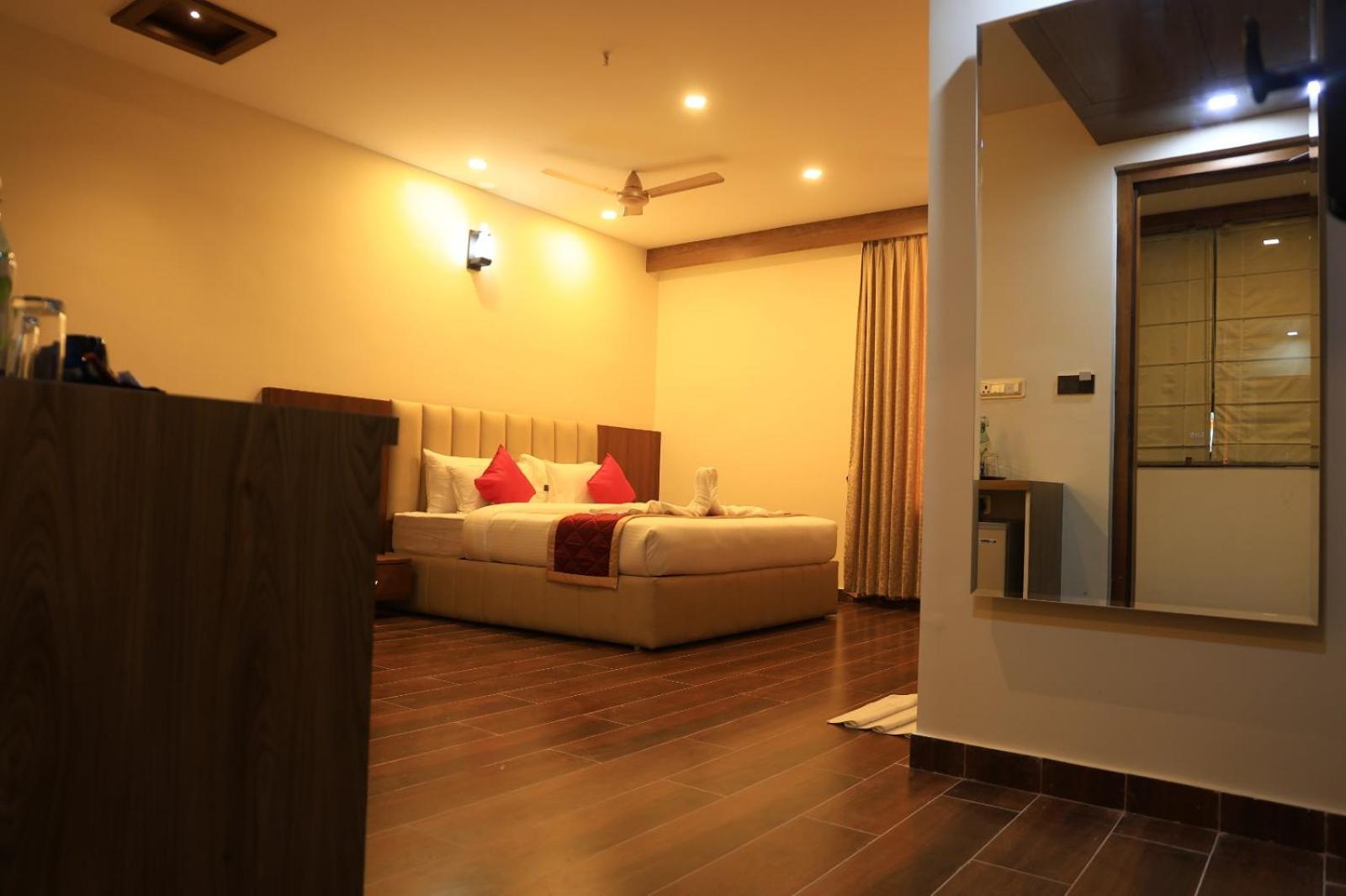 Hotel Anand Grand Hosur Exterior photo
